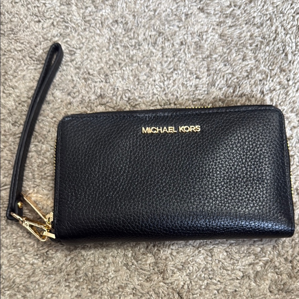 Black Textured Wristlet Wallet